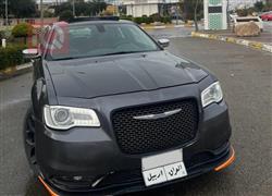 کرایسلەر 300